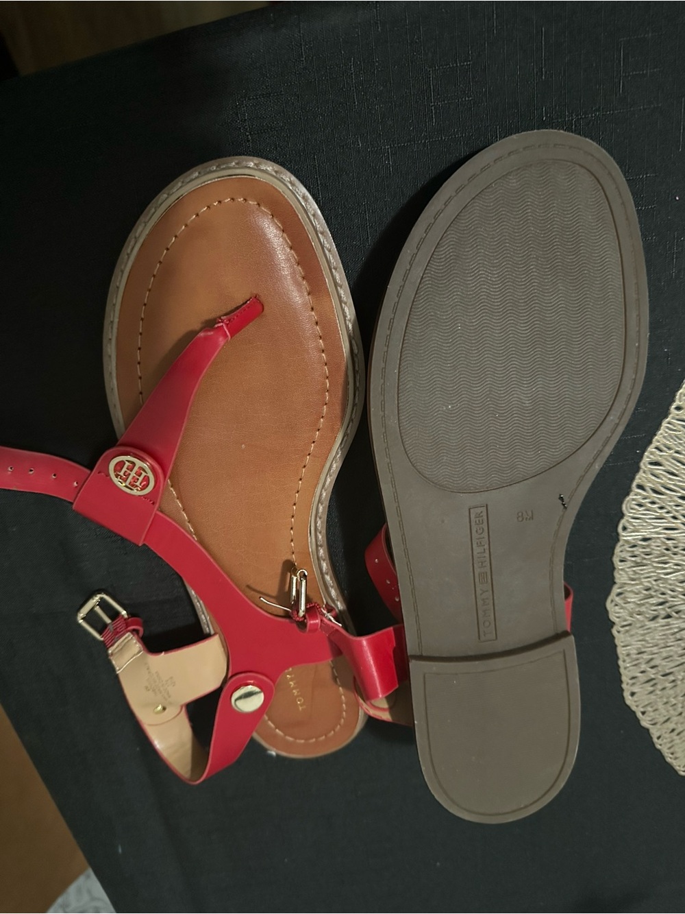 Tommy Hilfiger Red Leather T-Strap Logo Sandals - Picture 2 of 3